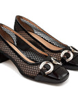 Zapatillas confortables de piel para mujer con herraje y textil semitransparente