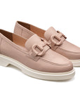 Mocasines casuales de piel para mujer con hebilla grande y suela blanca