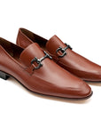 Mocasines de piel con herraje metálico para hombre