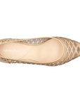Zapatillas de piel beige de tacón cuadrado para mujer