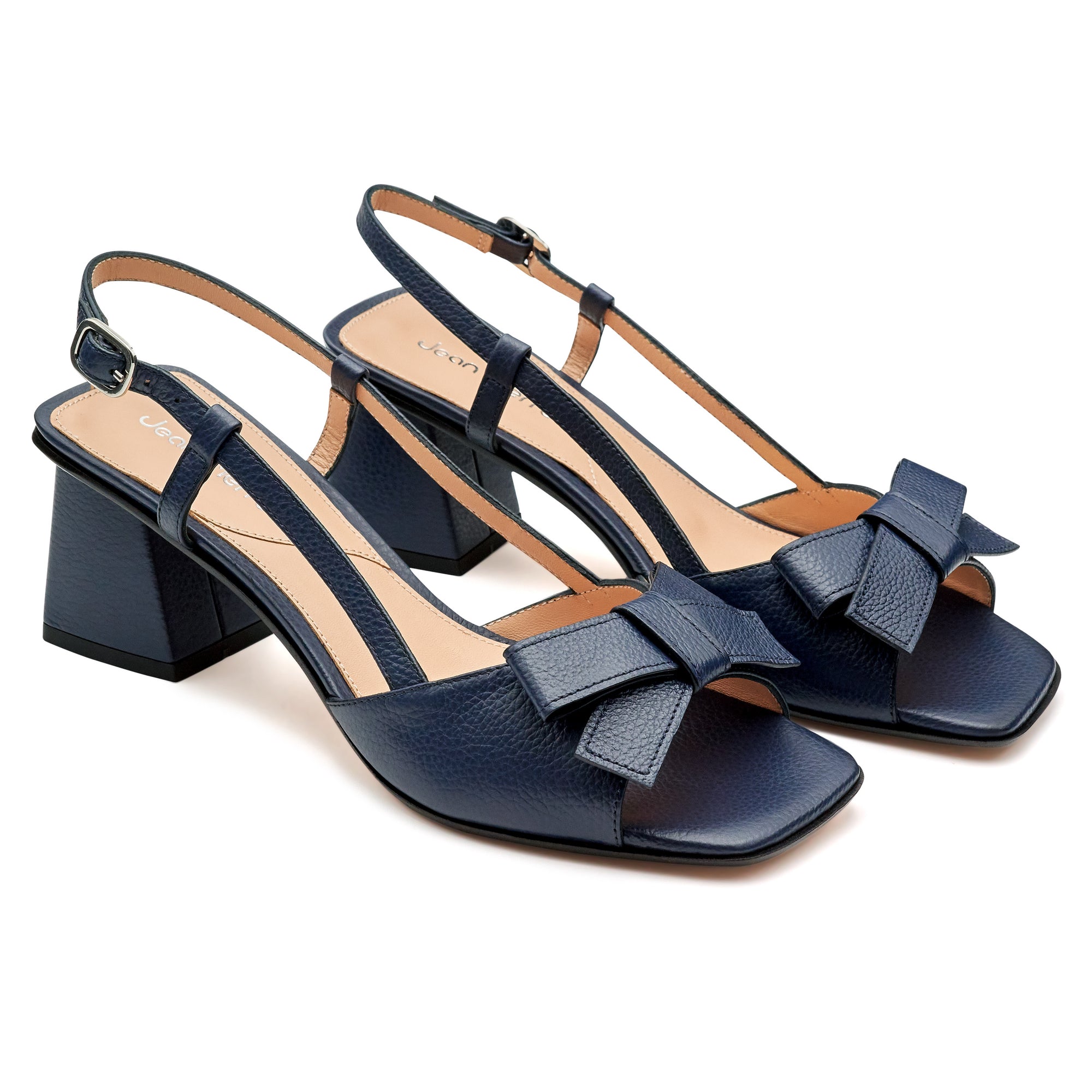 Sandalias de piel azul marino con moño en empeine  y tacón medio para mujer