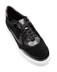 Tenis casuales de charol y gamuza color negro para dama