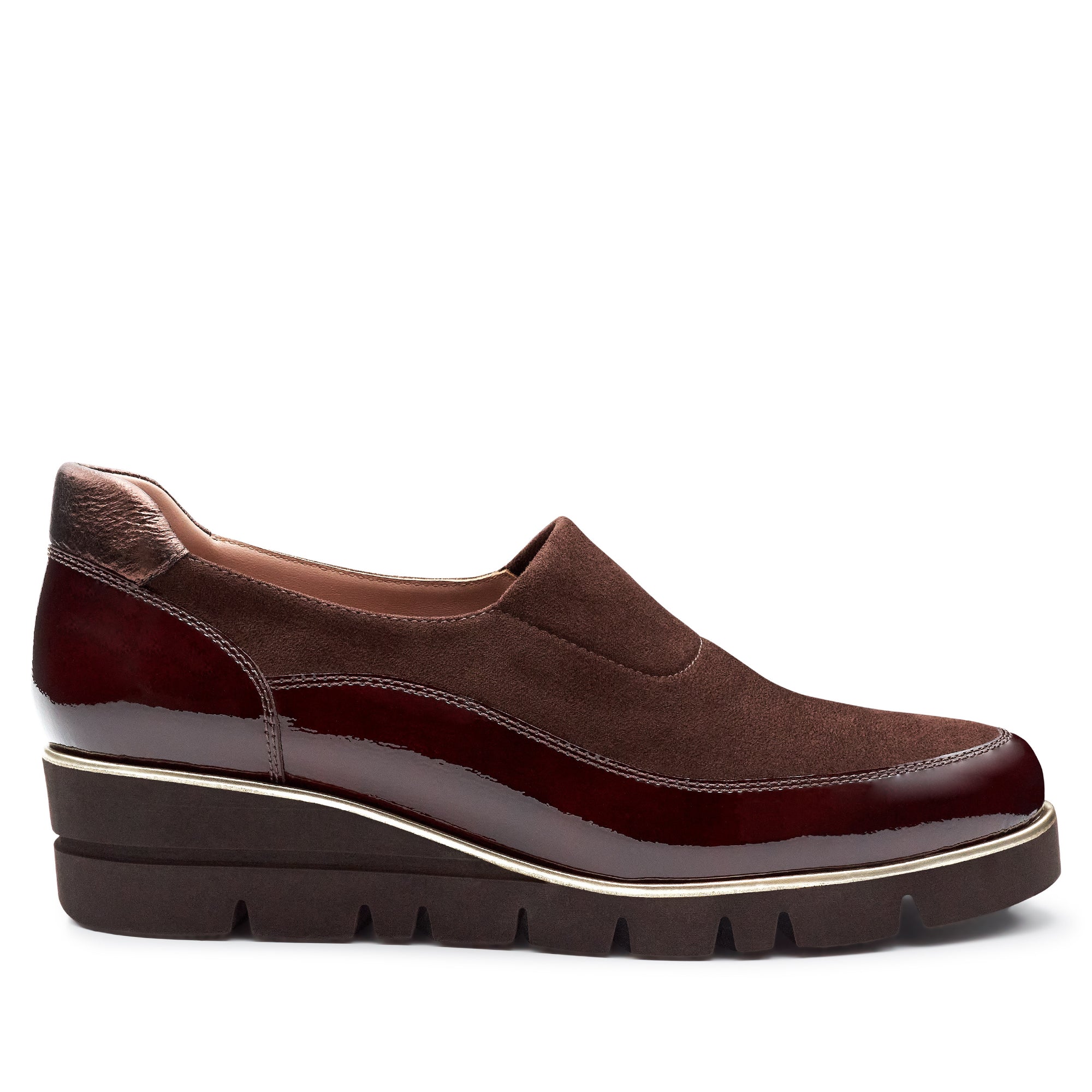 Zapatos de charol y gamuza con suela confort estilo mocasin café