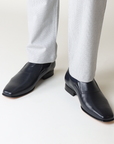 Mocasines slip on de piel con elásticos laterales para hombre