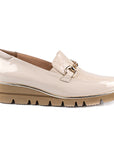 Mocasines de charol y ante con hebilla y suela confort para dama