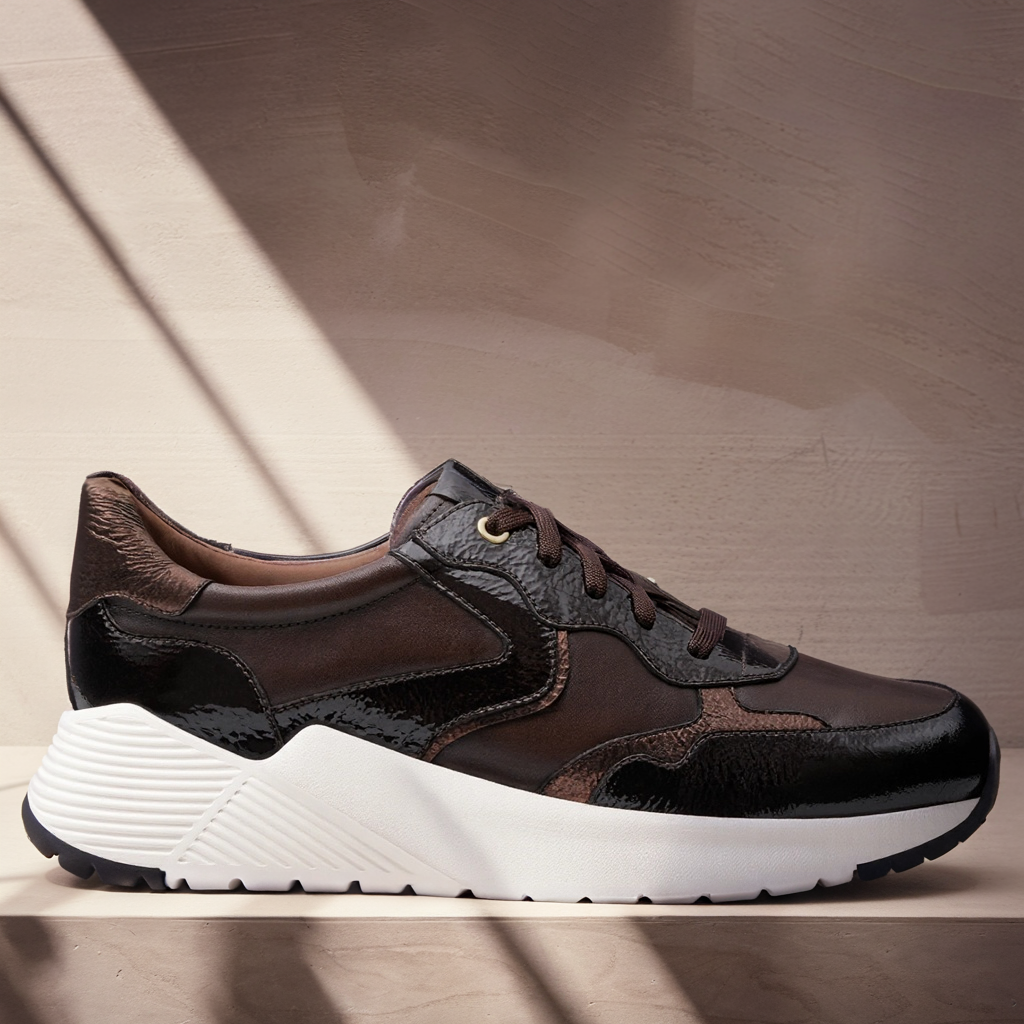 Tenis y oficina. Un dúo que se lleva bien. ¿Cómo llevarlos de la mejor manera?