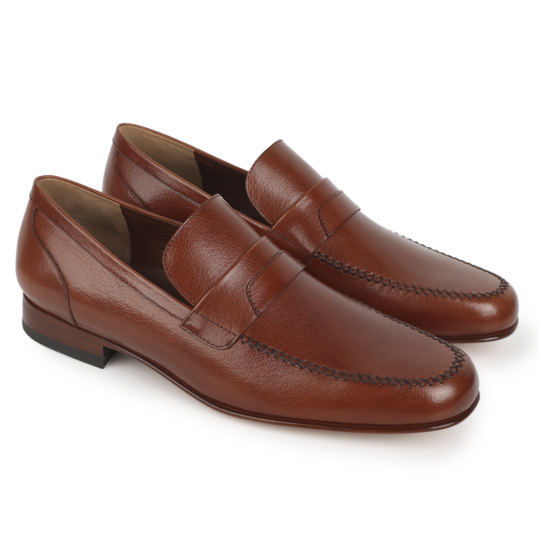 Mocasines casuales de piel para hombre con costuras