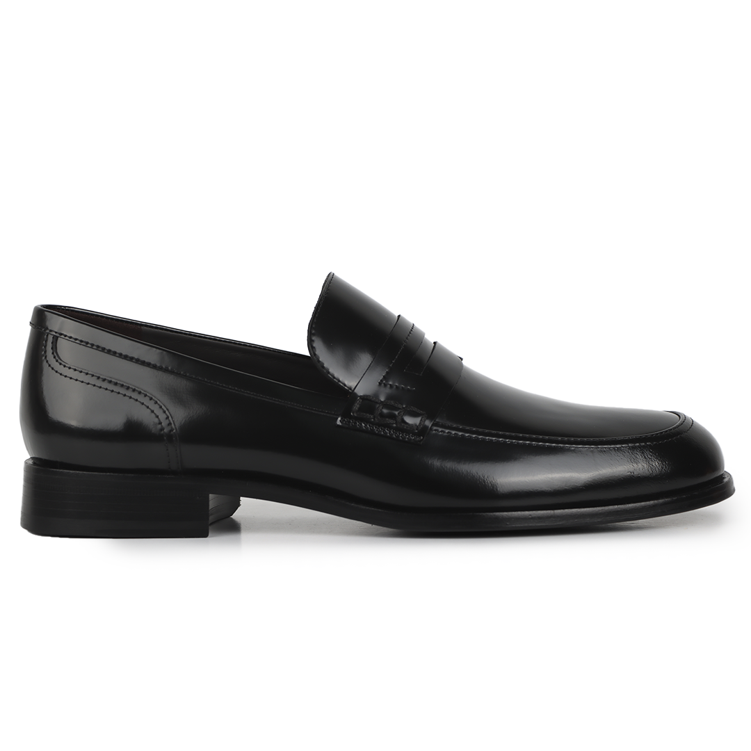 Mocasines de piel con acabado brillante para caballero