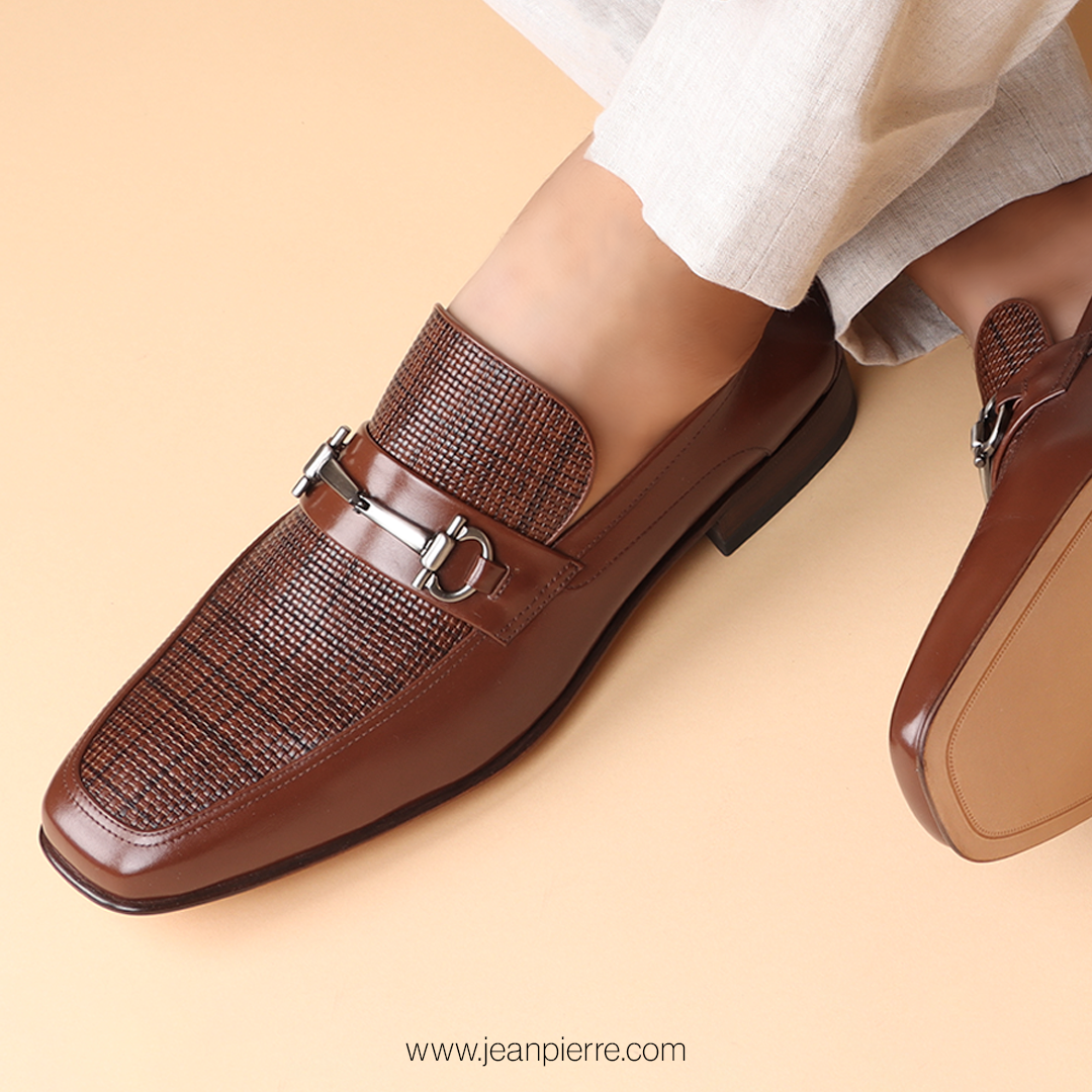 Mocasines de piel trenzada y lisa con hebilla para hombre