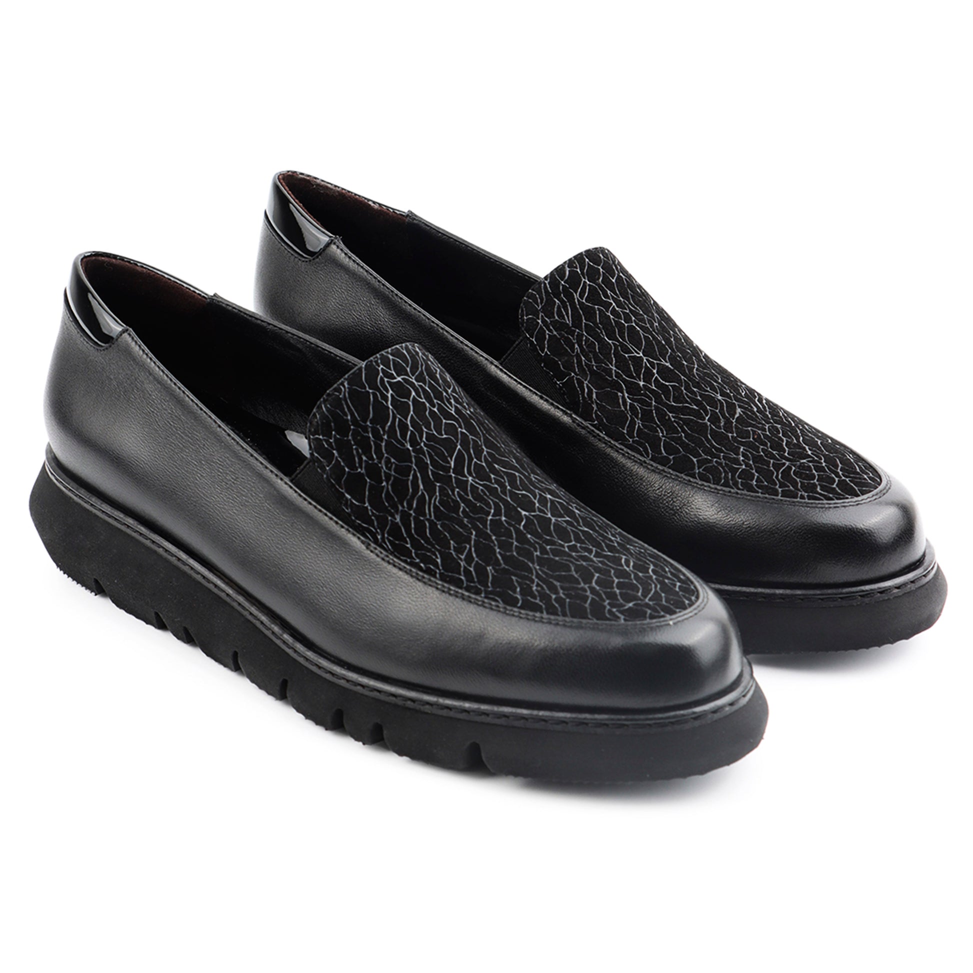 Mocasines de piel y ante con suela confort para mujer