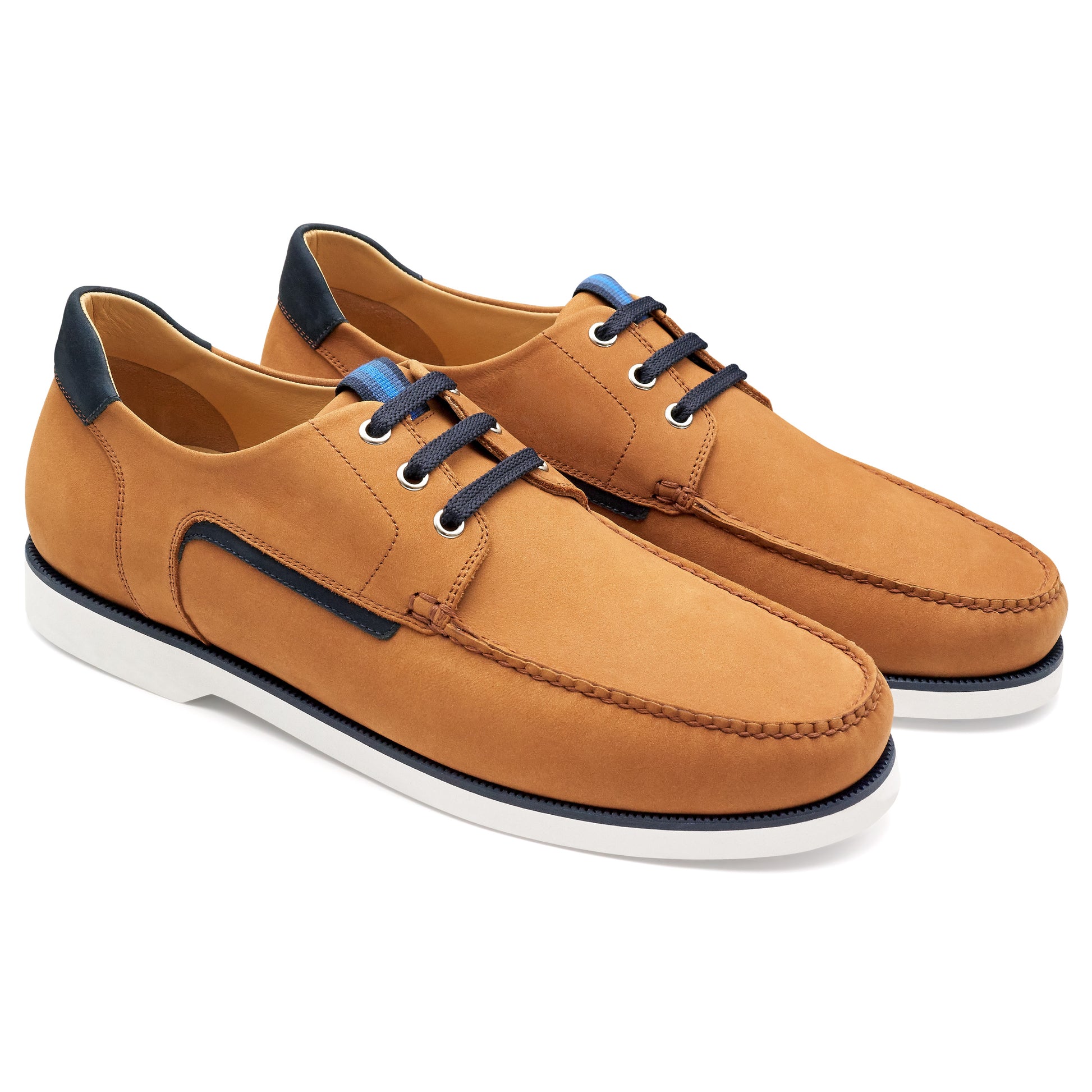 Calzado náutico color brandy y azul para hombre