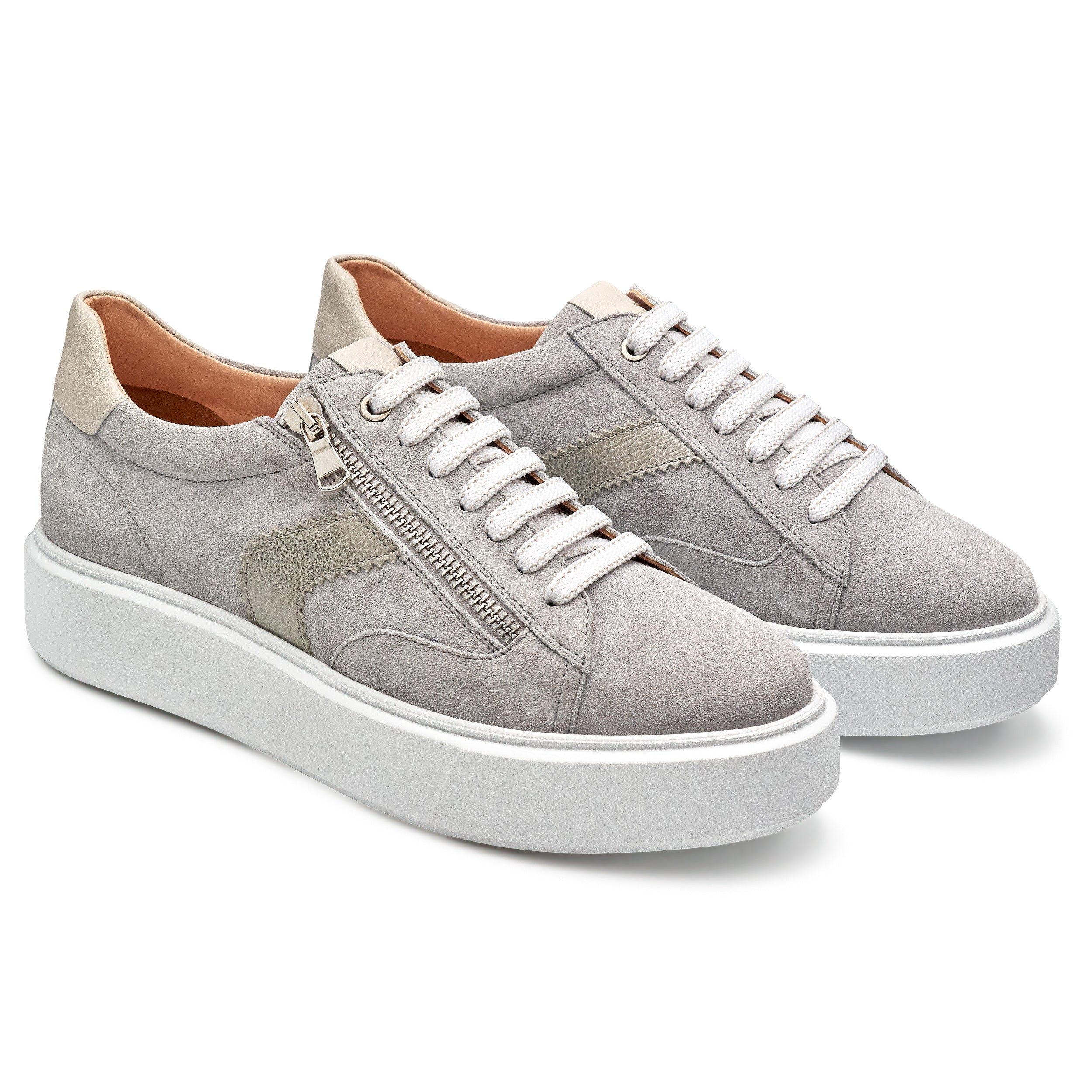 Tenis de gamuza gris para mujer con agujetas y cierre lateral