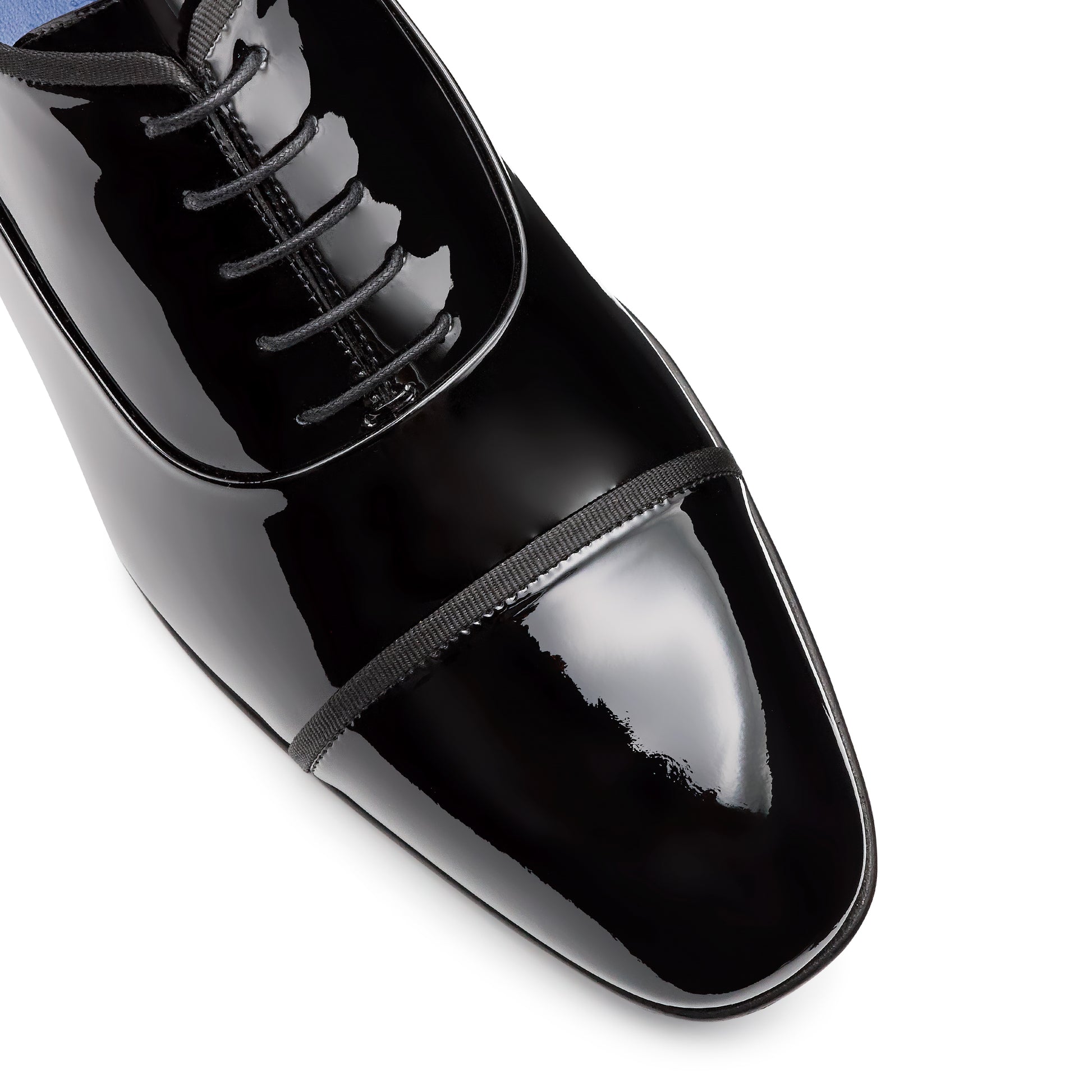 Zapatos oxford de charol con puntera para caballero