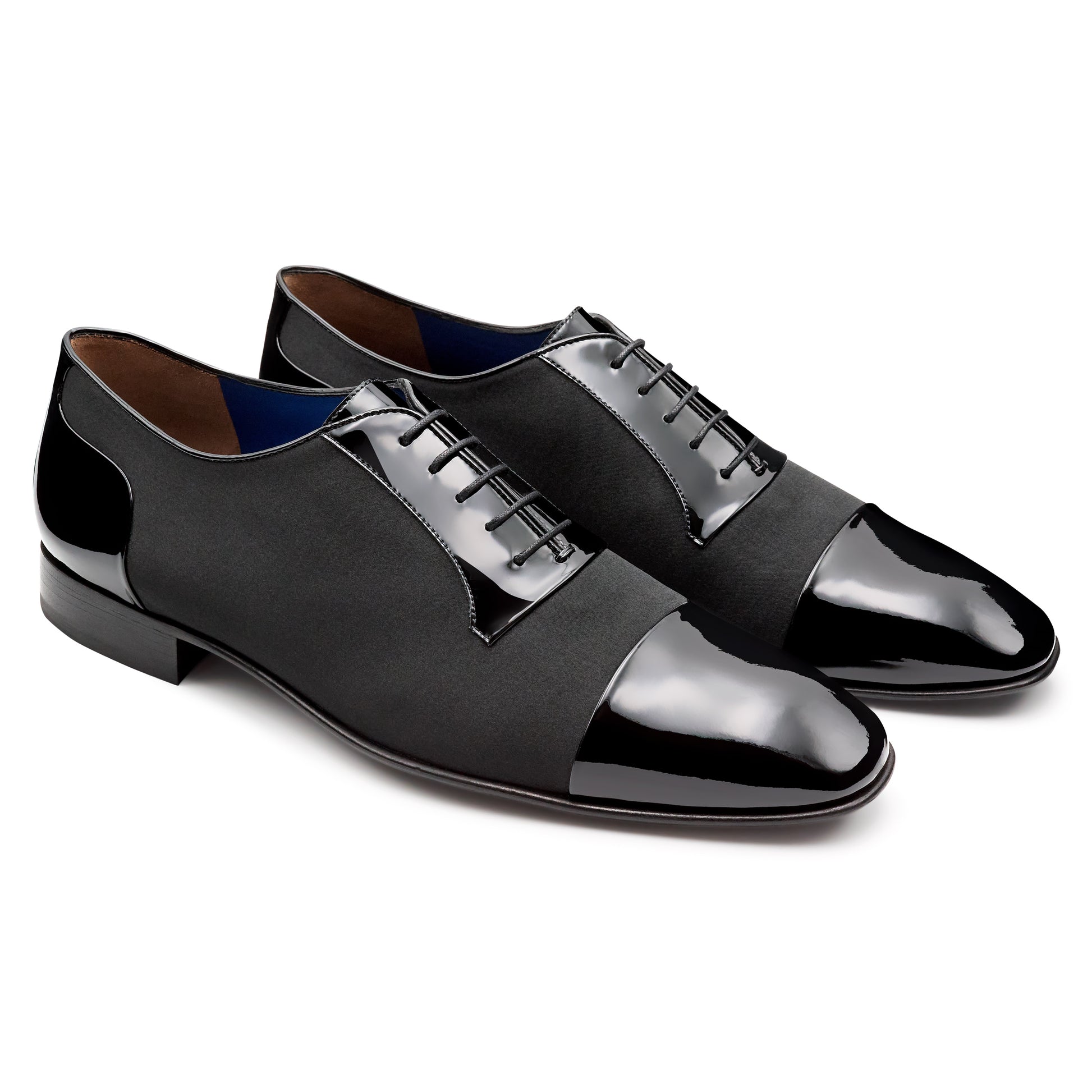 Zapatos oxford de charol y textil con puntera para caballero