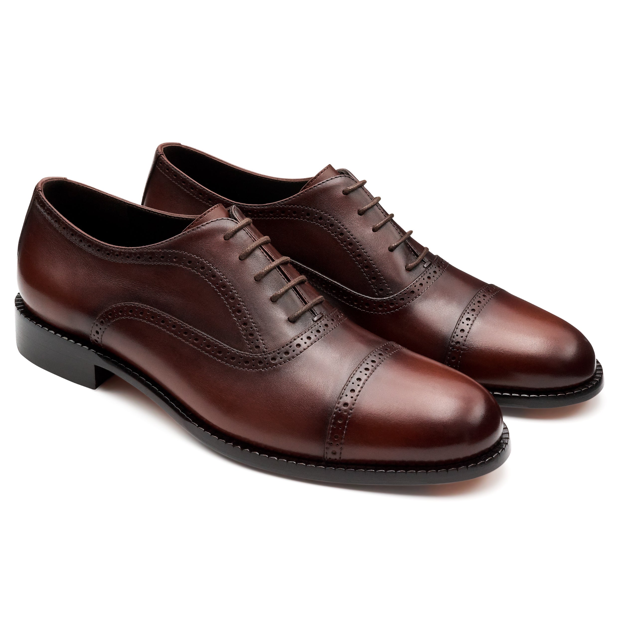 Zapatos formales de piel estilo oxford semi perforados para caballero