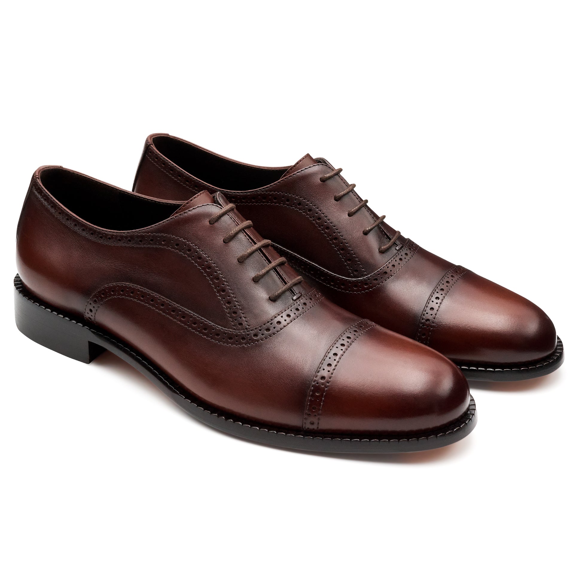 Zapatos formales de piel estilo oxford semi perforados para caballero