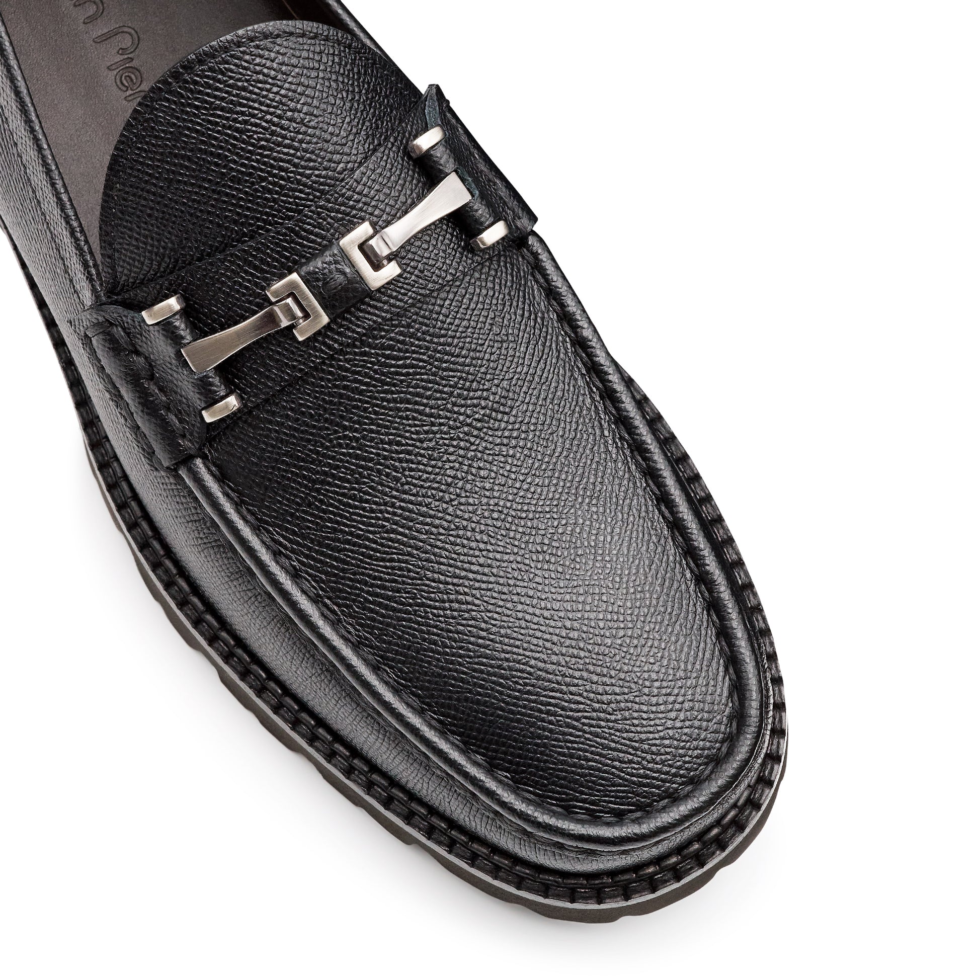 Mocasines de piel con hebilla y suela track para caballero