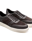 Tenis de piel con diseño contemporáneo para caballero