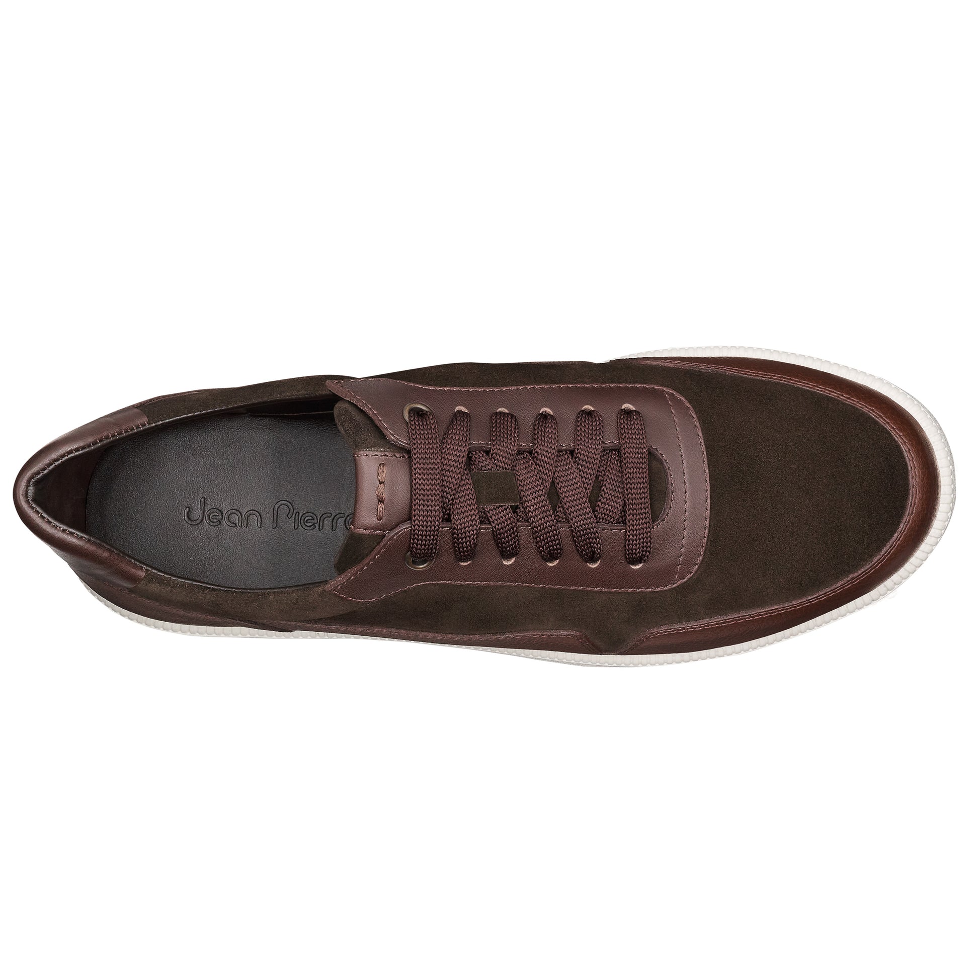 Tenis de piel color café con diseño minimalista para caballero