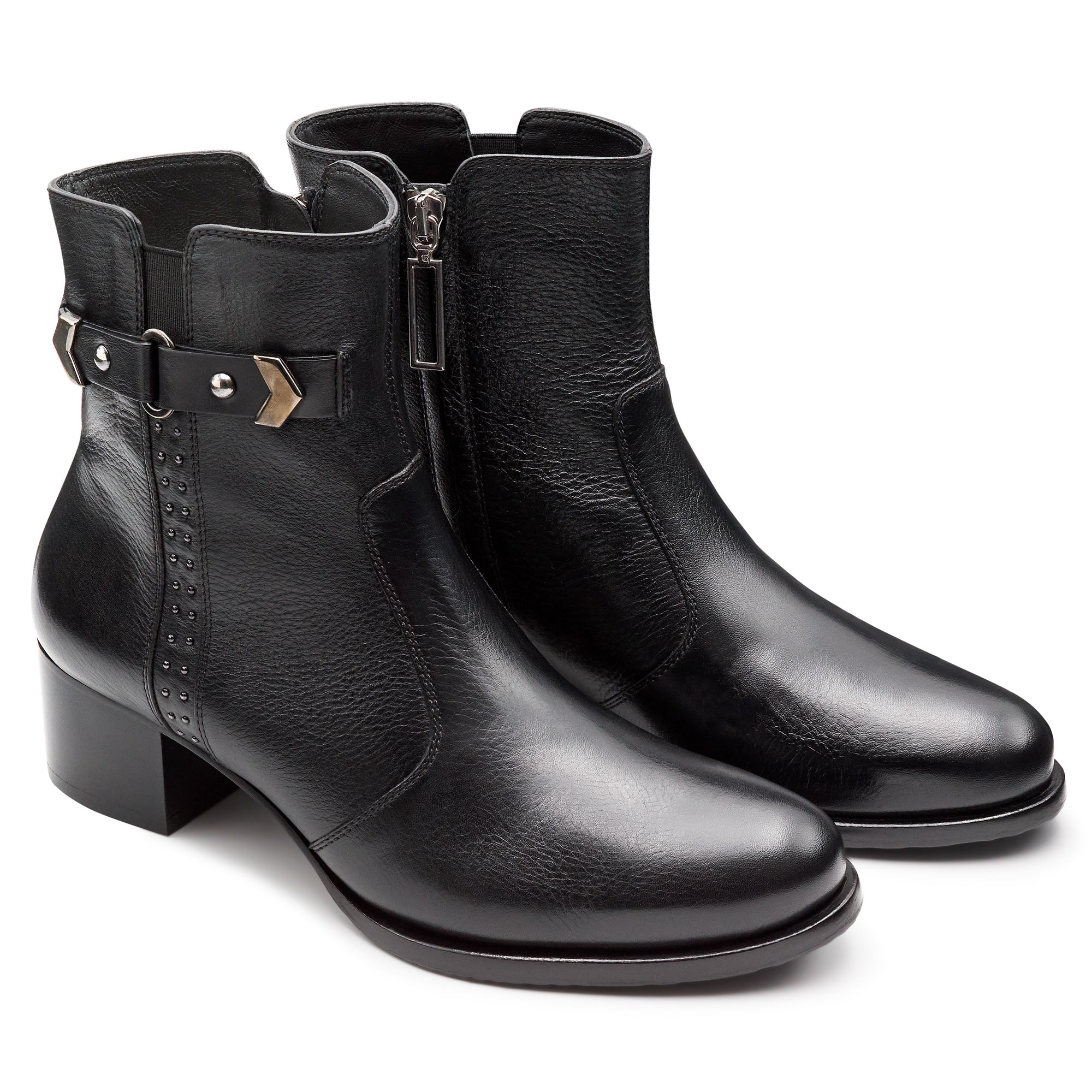 Botines de piel de tacón bajo con aplicaciones metálicas y herraje para mujer