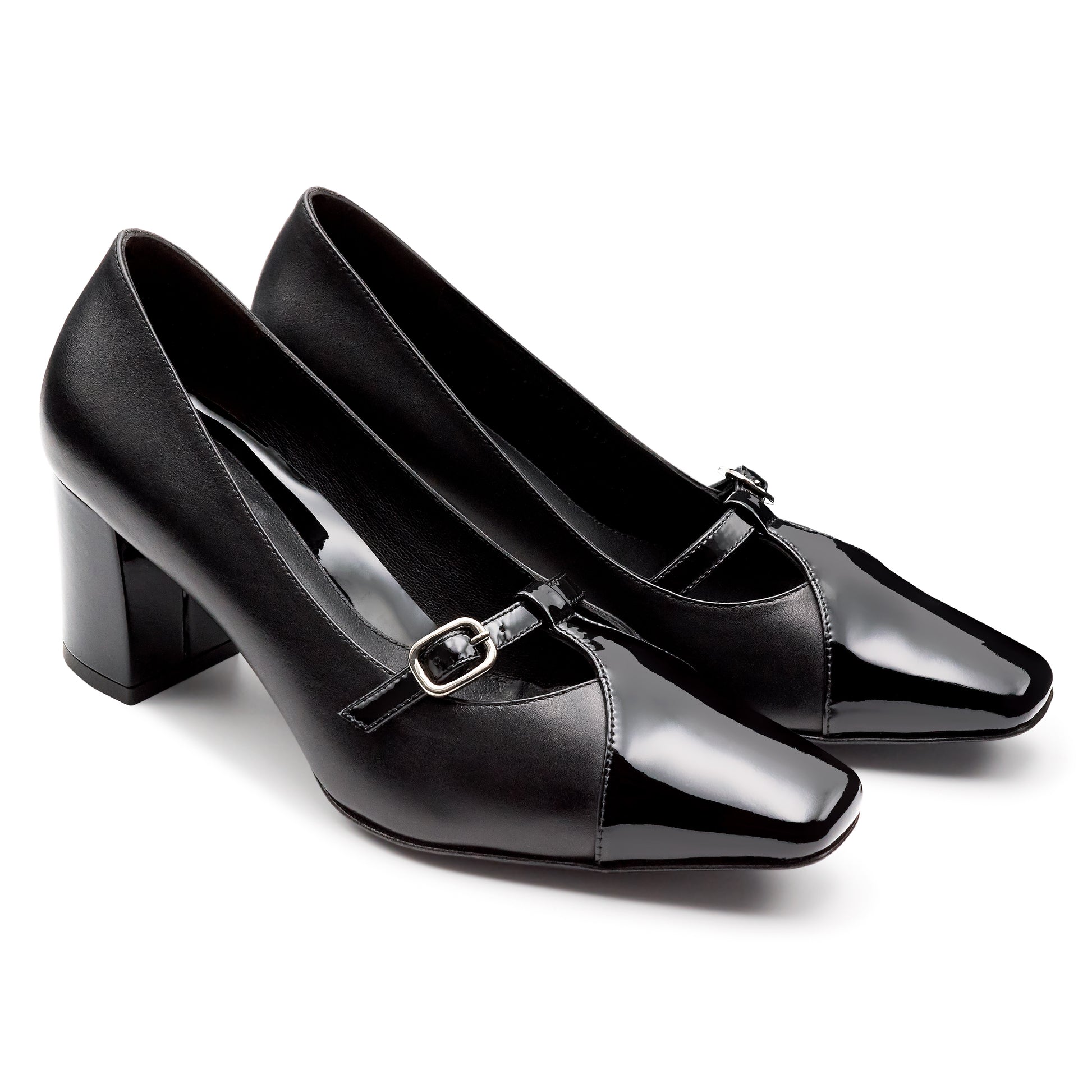 Zapatillas de tacón con punta de charol con correa ajustable  para dama