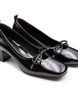 Zapatillas de charol de tacón bajo y cordones ajustables para dama