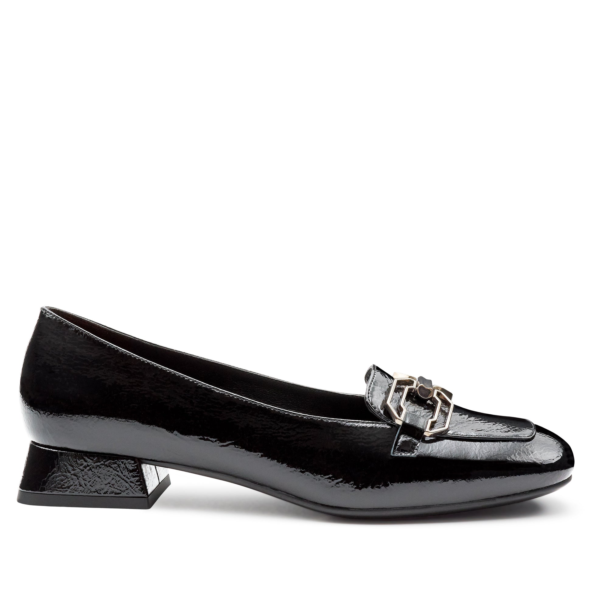 Zapatillas de charol con tacón bajo y herraje metálico para dama
