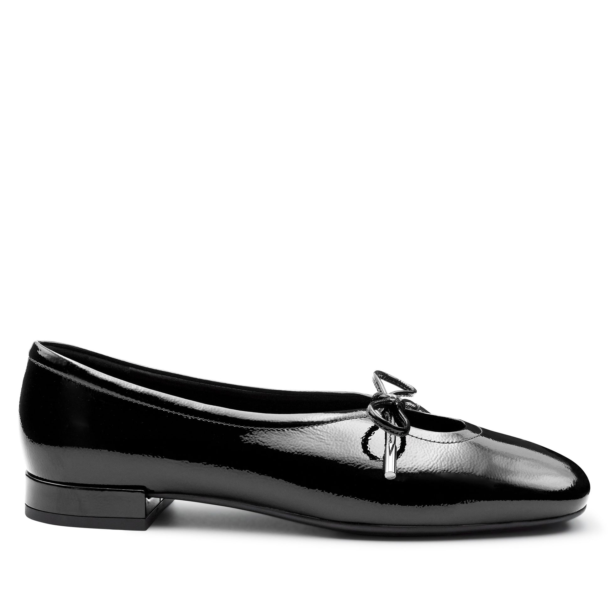 Balerinas negras de charol con cordones