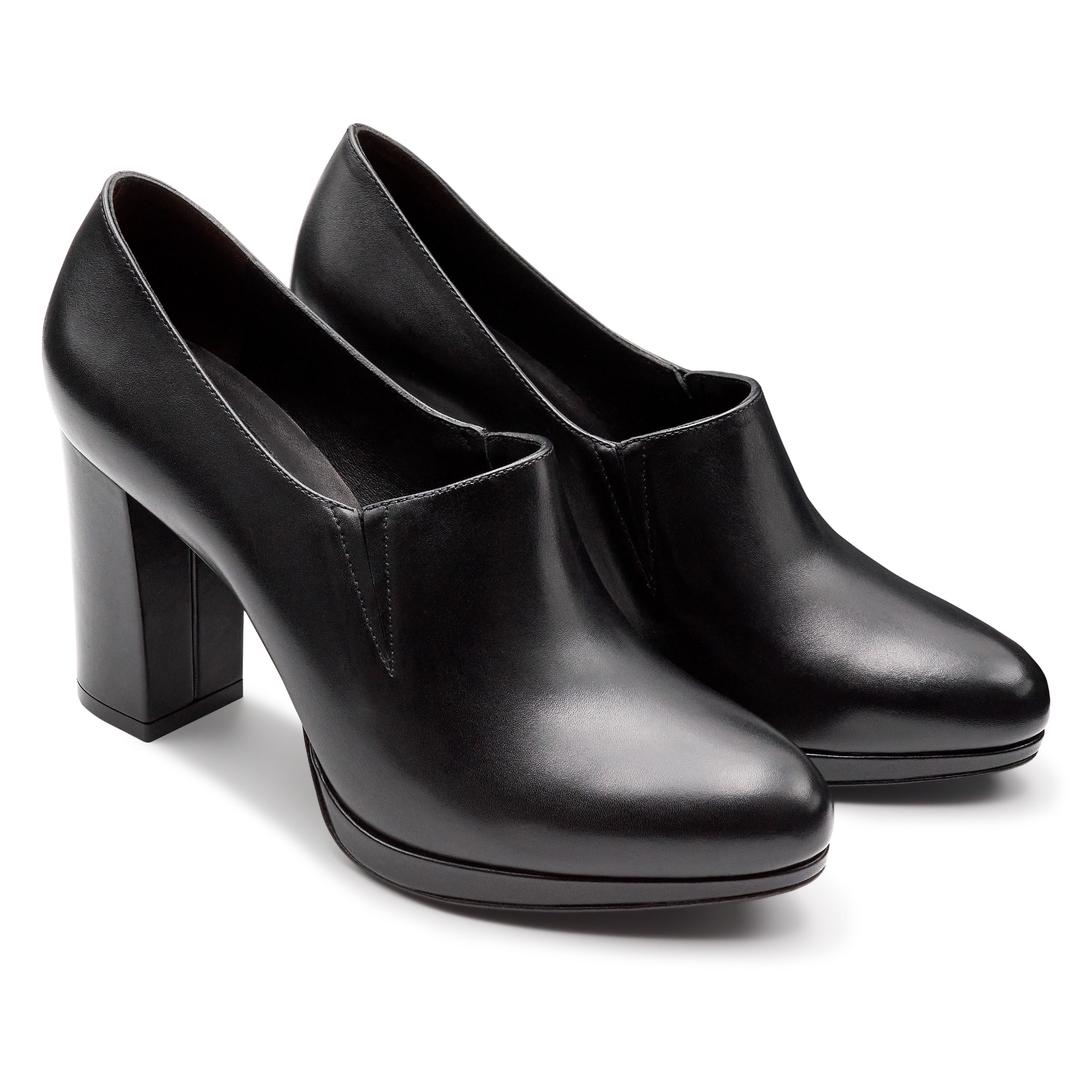 Zapatilla abotinada  de piel con plataforma y elásticos laterales para dama