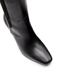 Botas altas de piel y gamuza con punta semi cuadrada para dama