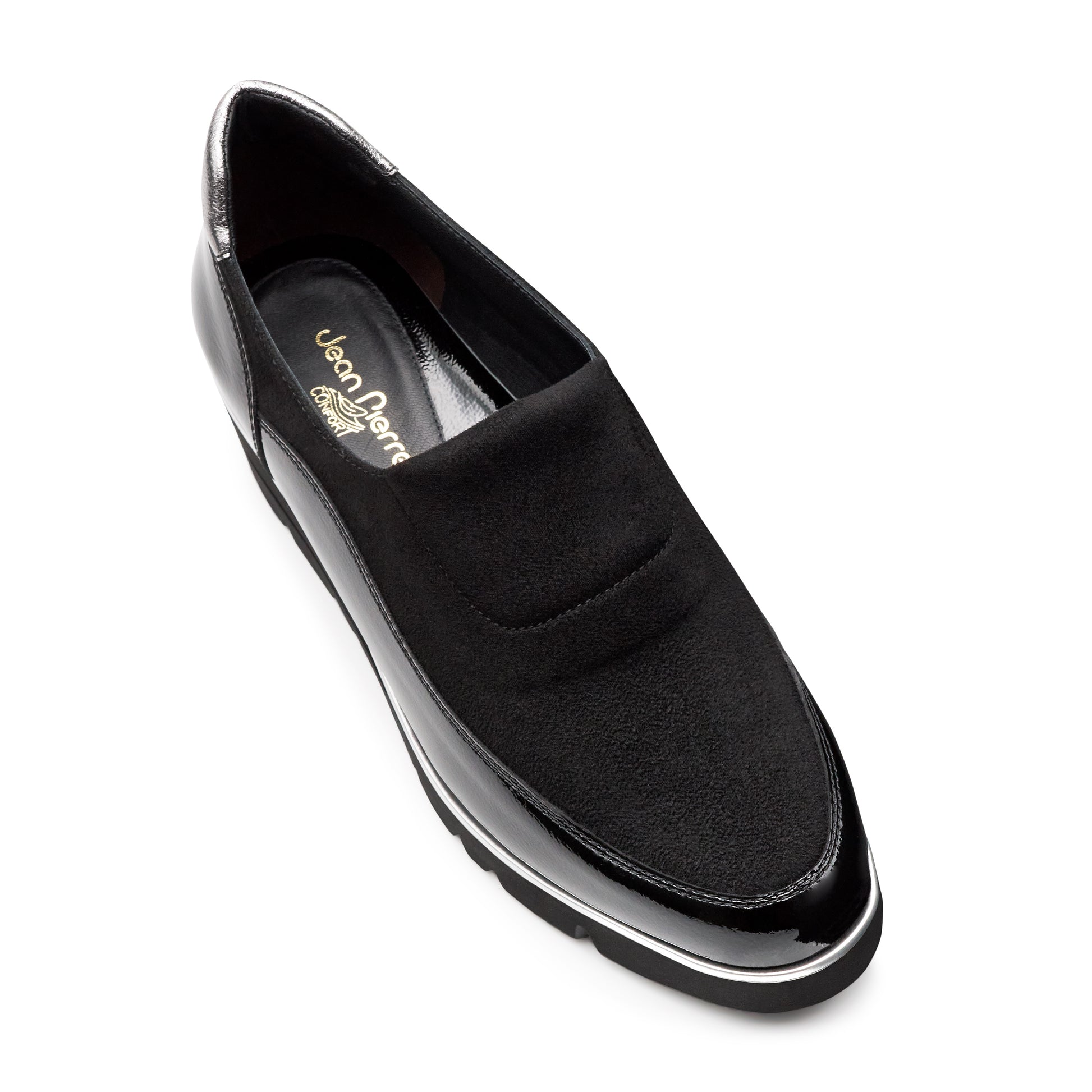 Zapatos de charol y gamuza con suela confort estilo mocasin.