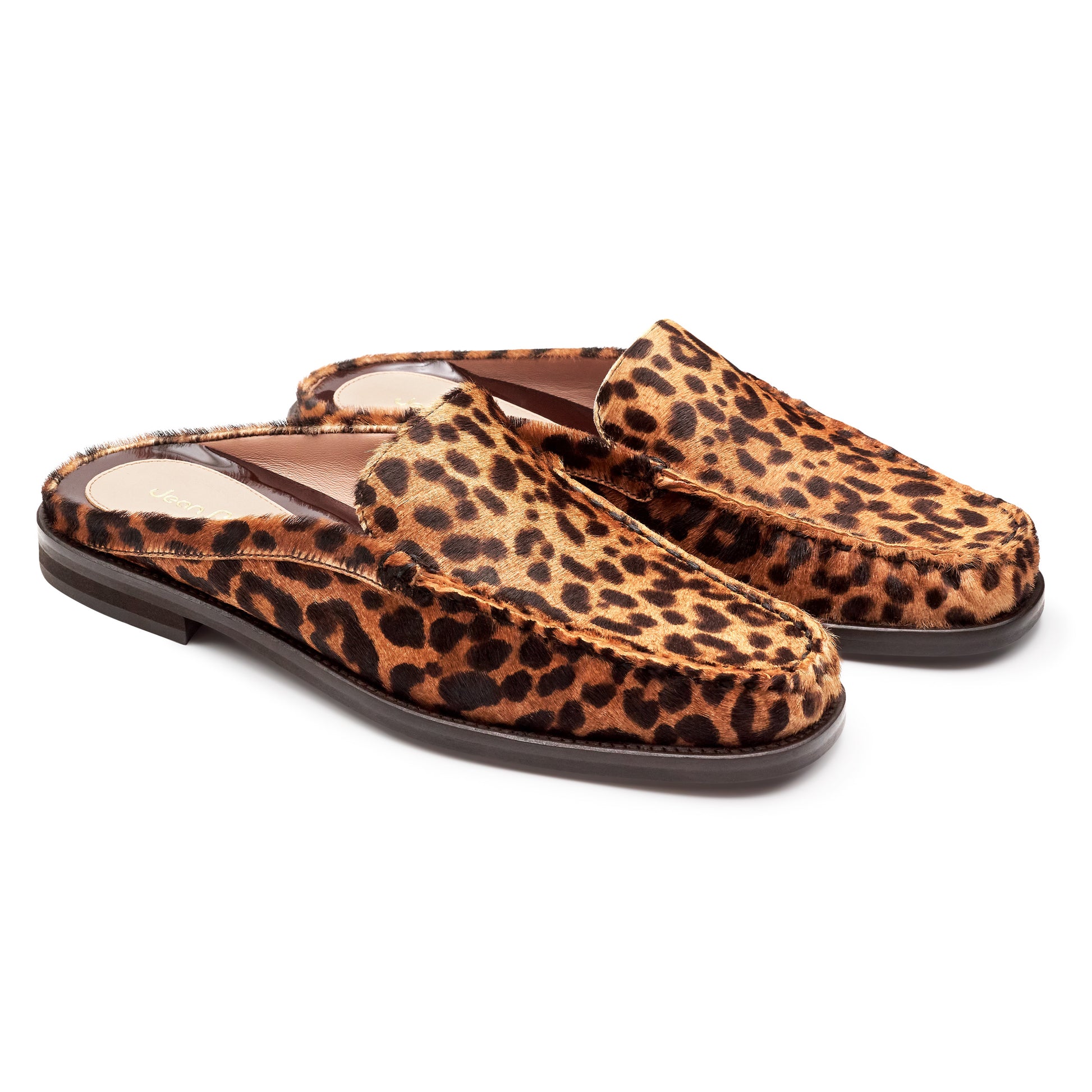 Mocasines estilo mule en pelo natural de becerro para dama