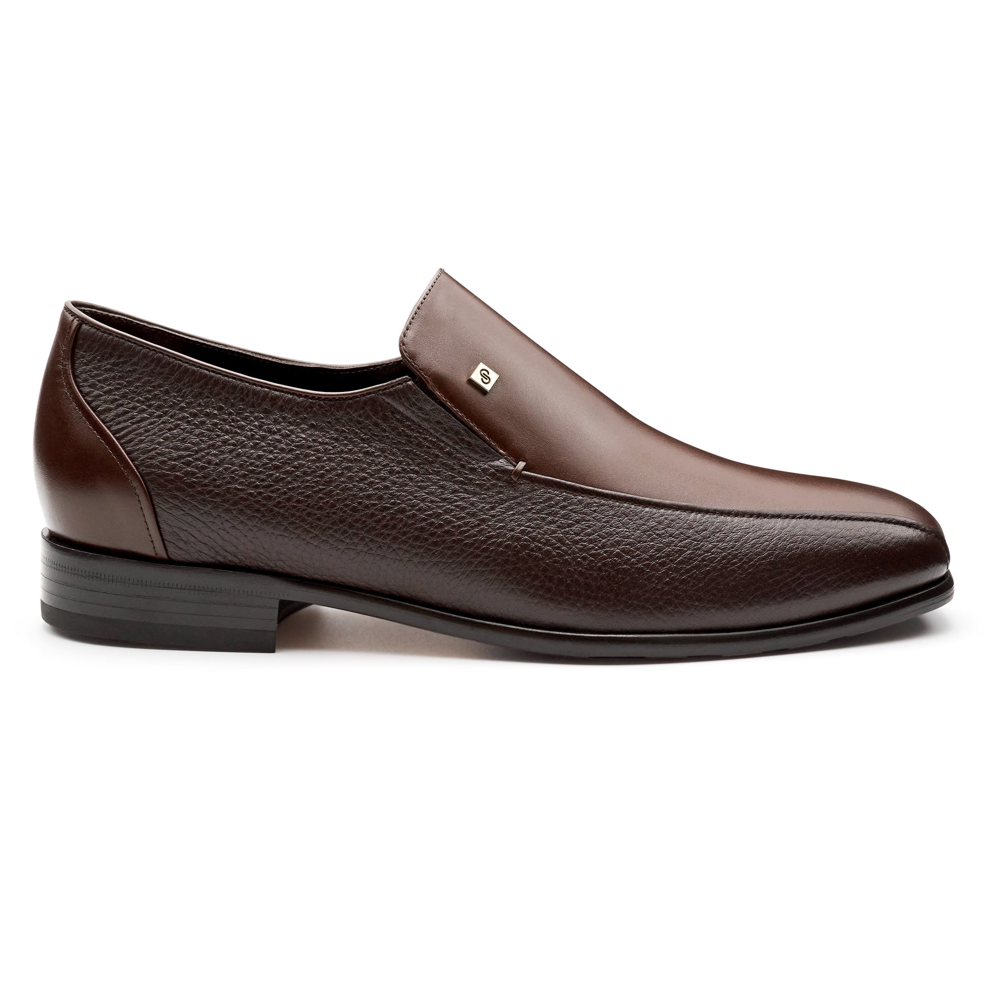 Mocasines confortables de piel con placa metálica  para hombre