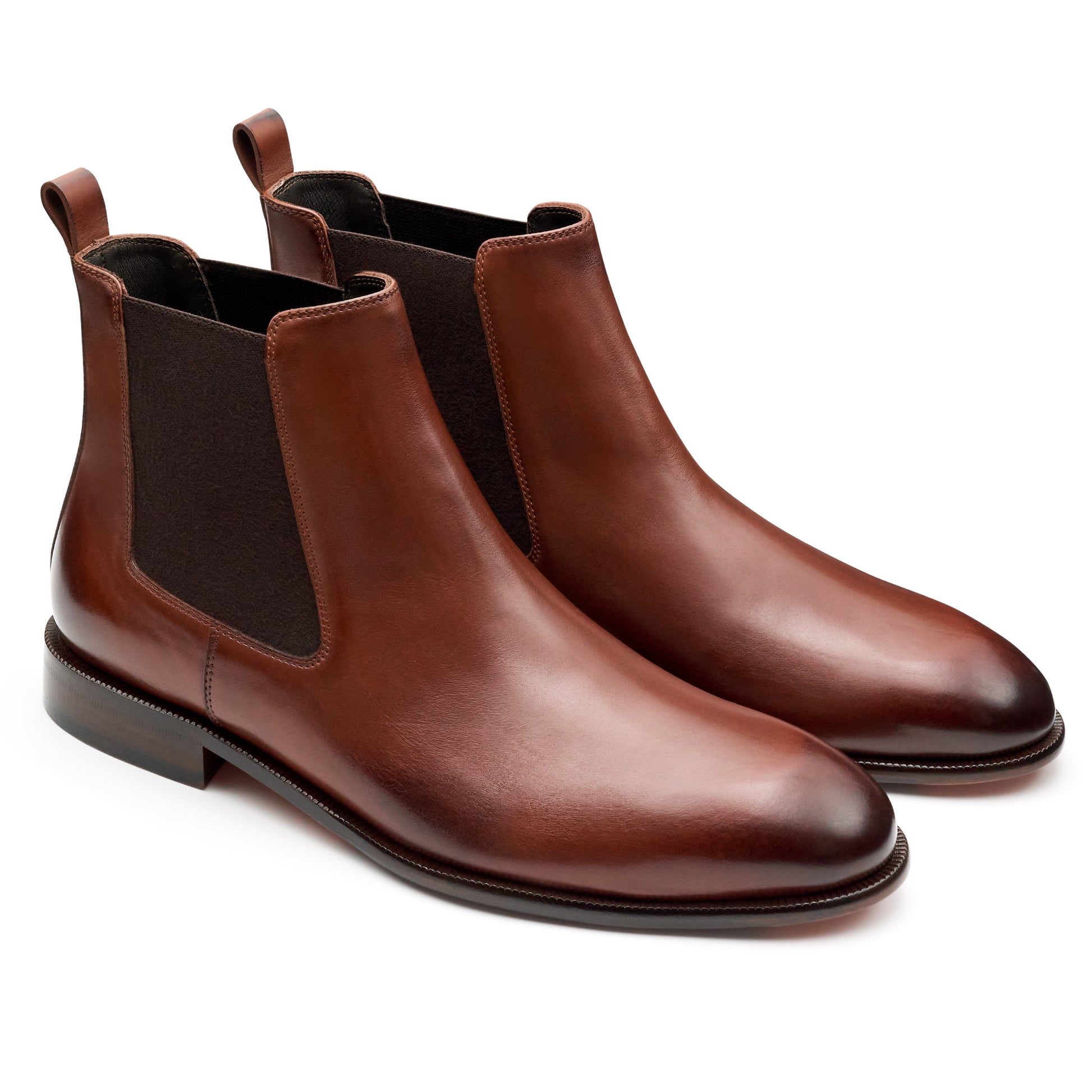 Botas chelsea de piel con suela de cuero para hombre