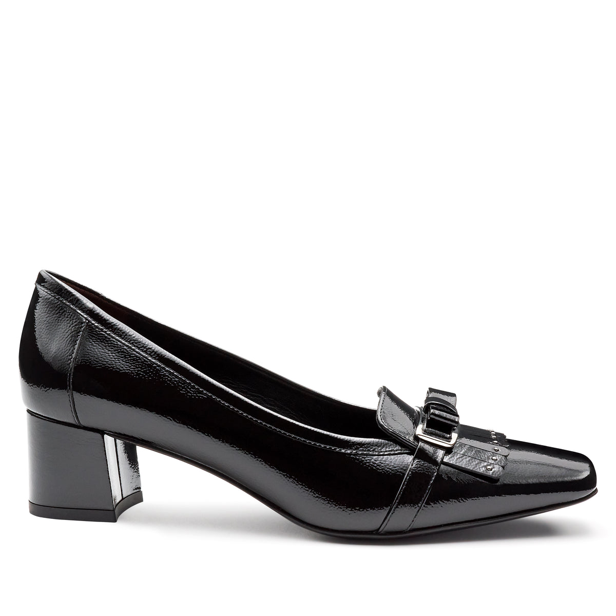 Zapatillas de charol con herraje y flecos para mujer