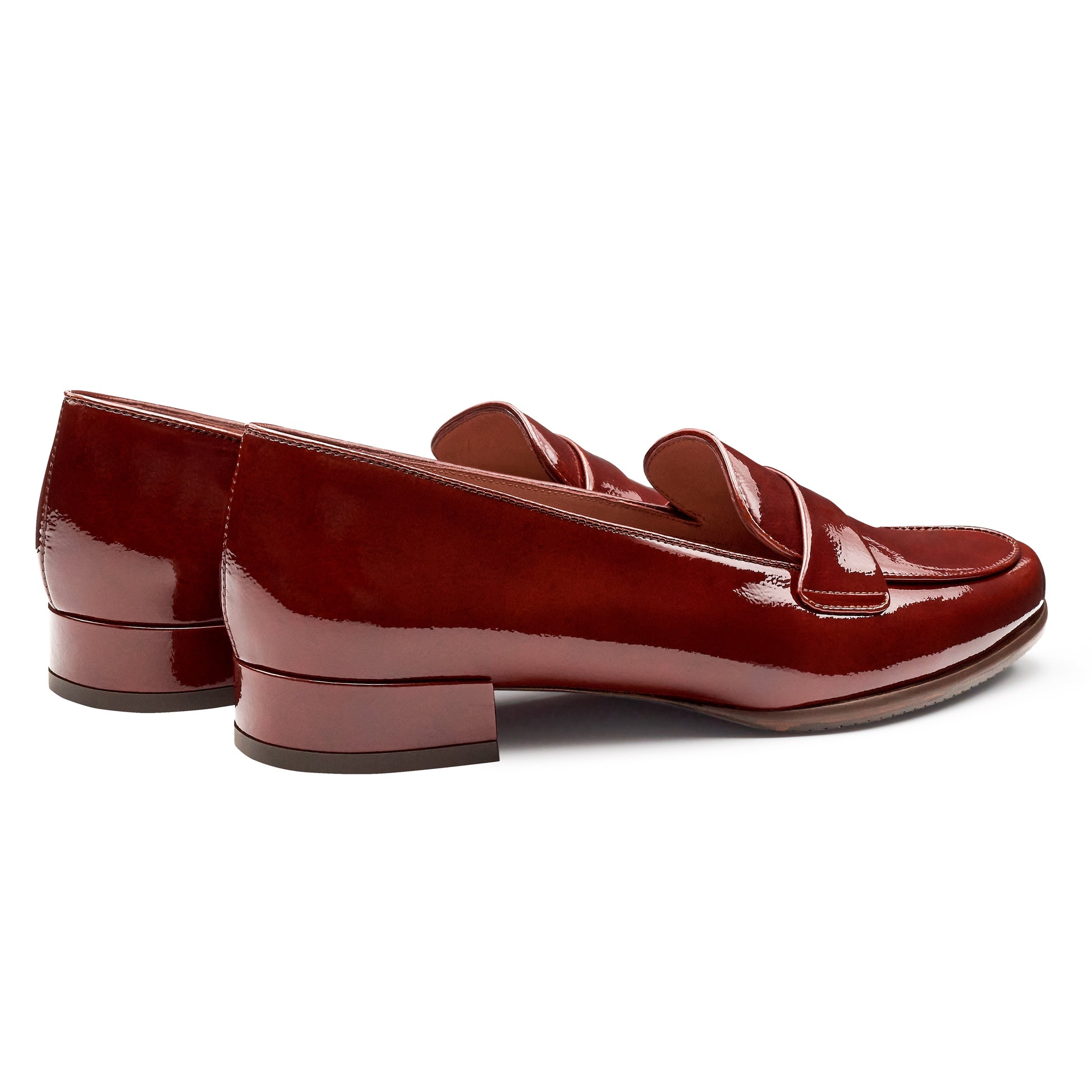 Mocasines de charol con antifaz para mujer