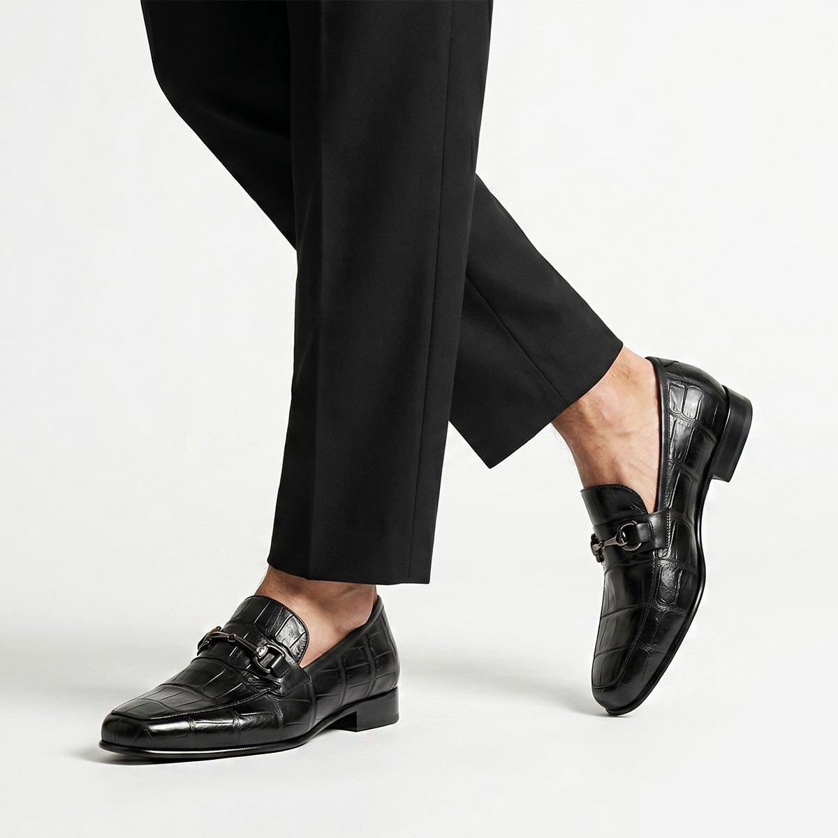 Mocasines negros  de cocodrilo