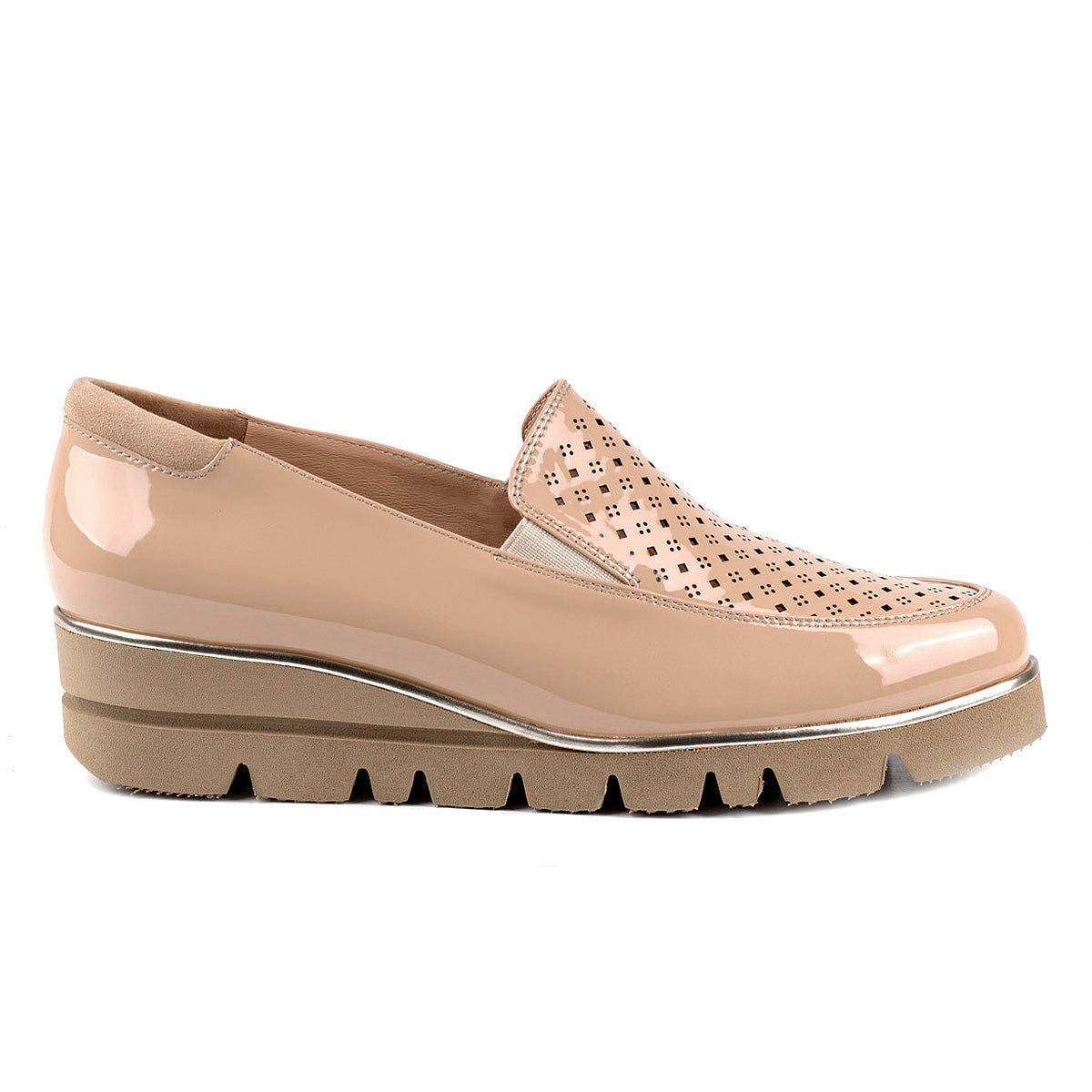 Mocasines de charol con elástico lateral y suela confort para dama