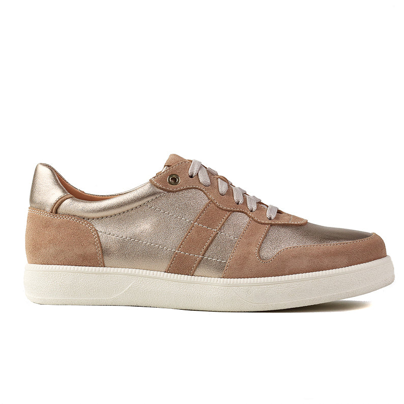 Tenis de piel y gamuza con efecto metalizado para dama